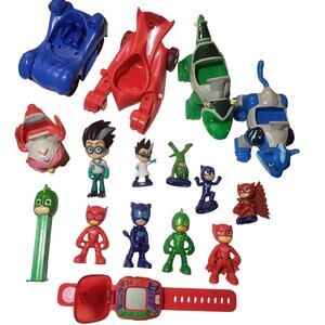 PJ Masks Lot of 16 Various Sizes Including Vehicles Animals Character Figures